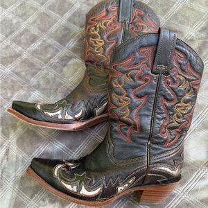 Corral Embroidered Western Cowboy Boots